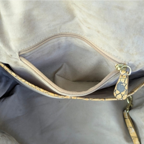 🍍Brahmin Camel Croc-Embossed TanHobo Bag - Picture 6 of 11